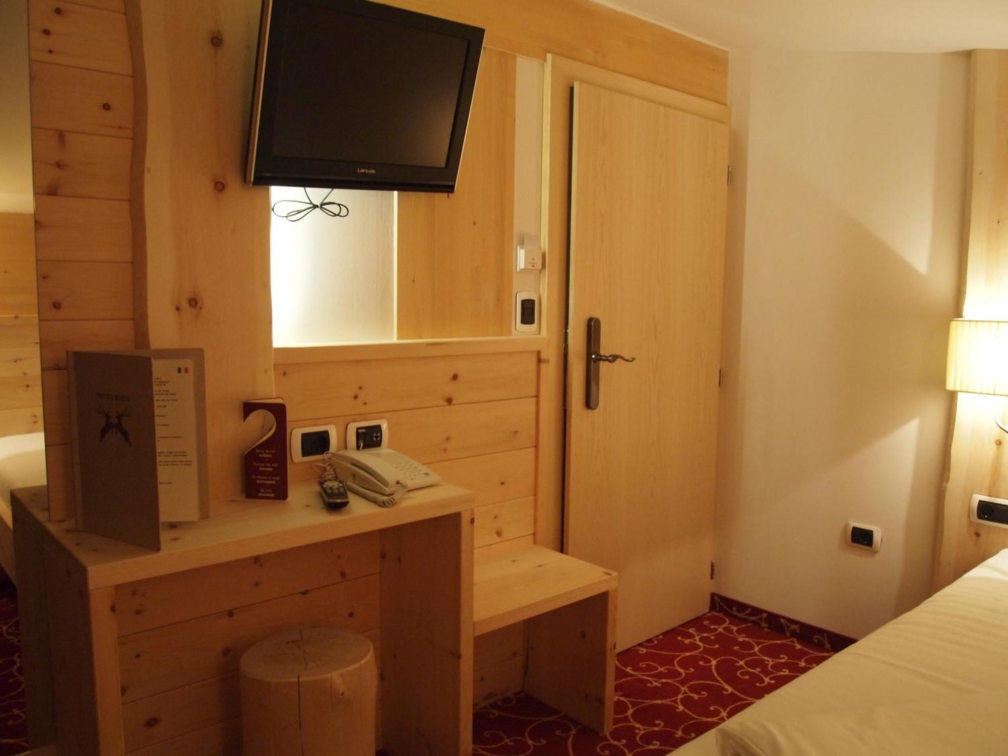Hotel Edda Selva di Val Gardena Ruang foto
